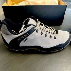 Men’s Merrell Chameleon 8 Leather Waterproof Shoes